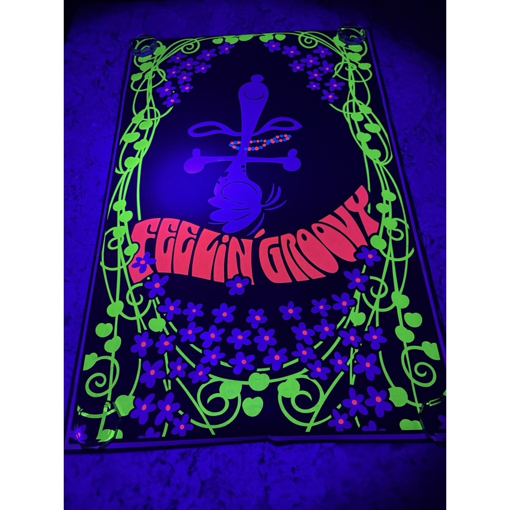 SNOOPY FEELIN' GROOVY 1970's VINTAGE BLACKLIGHT POSTER PEANUTS HIPPY FLOWERS